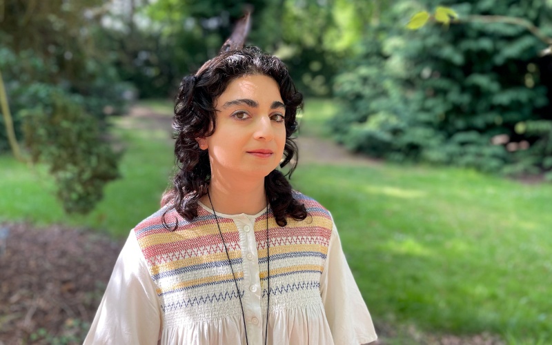© Zohreh Feshareki Shiva Feshareki