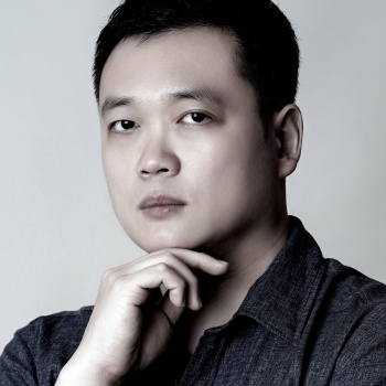 Ui-Kyung Lee