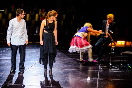 Ausschnitte aus dem Musiktheater Asteroid 62