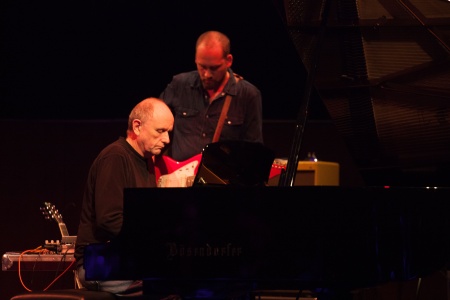 Radian & The Necks