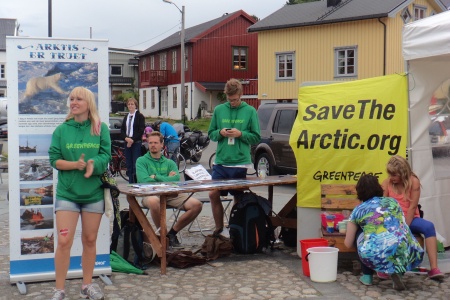 Greenpeace representatives also attend the protest meeting.
