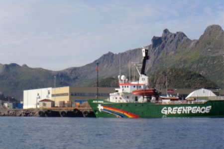 They travelled to Kabelvåg aboard the Arctic Sunrise.
